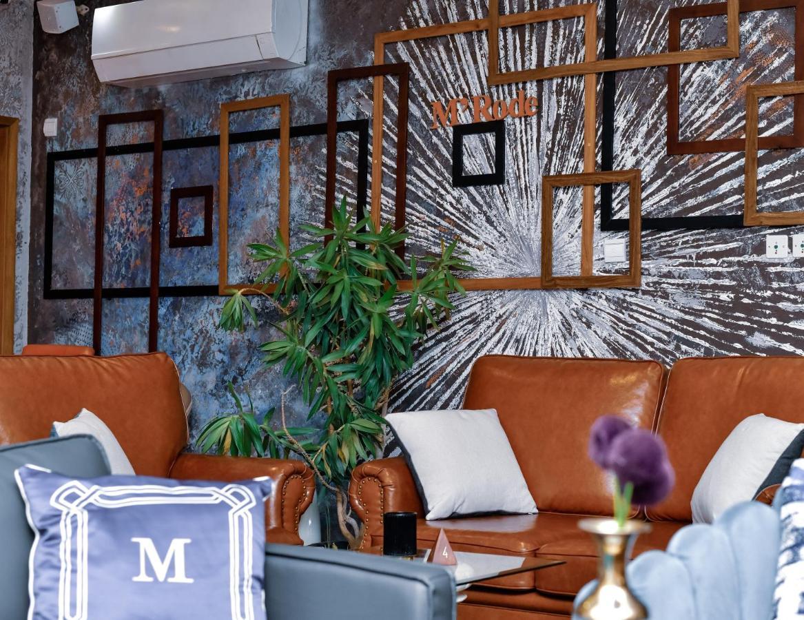 Hotel M'Rode 로메 외부 사진