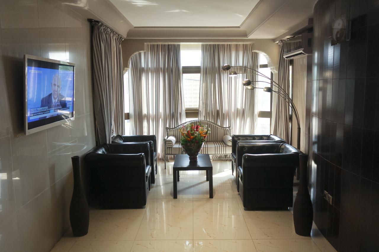 Hotel M'Rode 로메 외부 사진